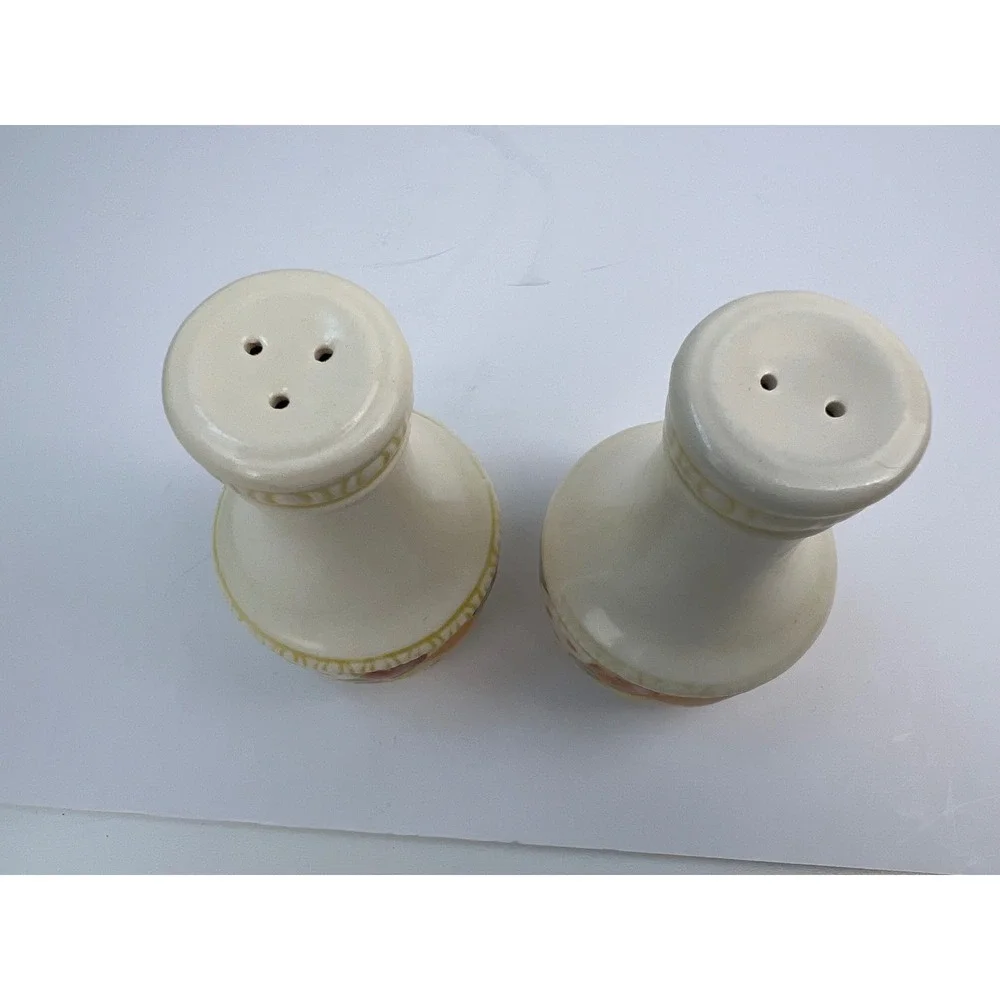 Vintage Metlox Poppytrail‎ Vernon Ceramic Salt Pepper Shakers Fruit Floral